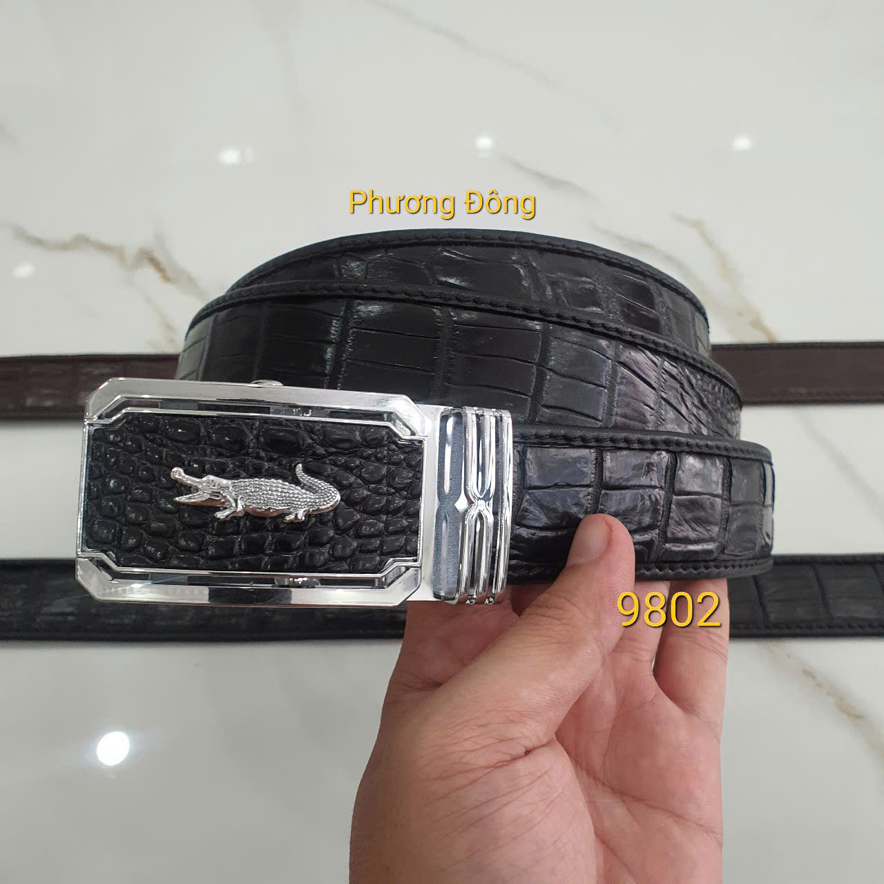 gen-h-z6776887205771_6383552e065afd4fd86d3f13b3bb8418